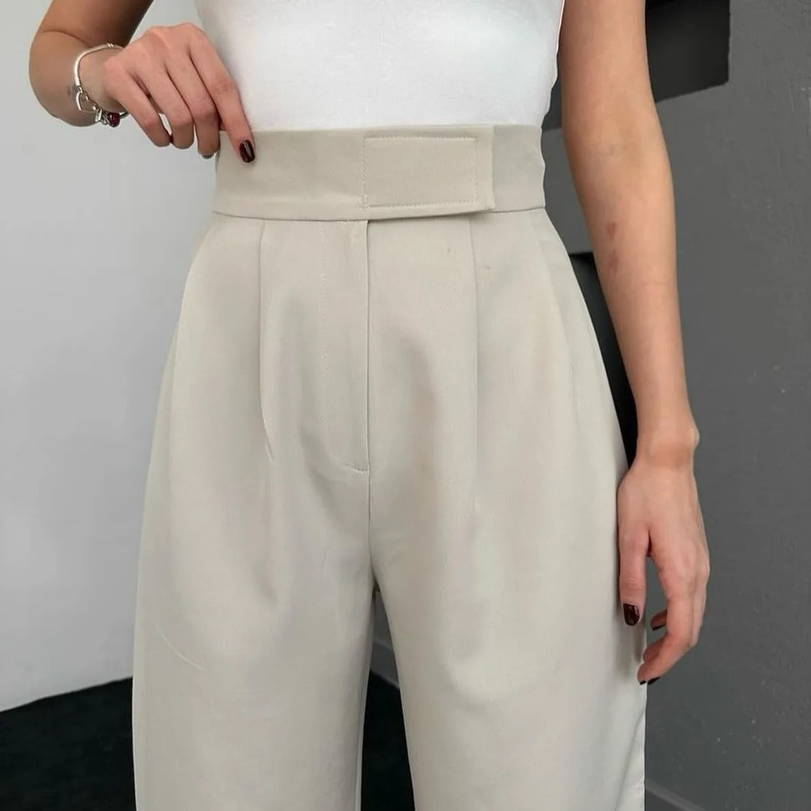 بنطلون بتصميم و الوان مميزة BA2